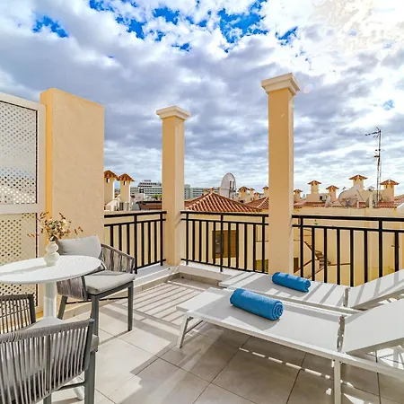 דירה Yucca Park Duplex *